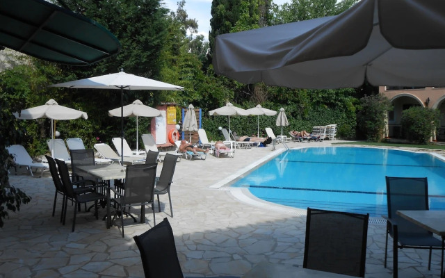 Annaliza Aparthotel