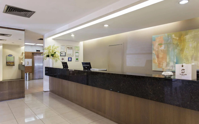 Stream Palace Hotel