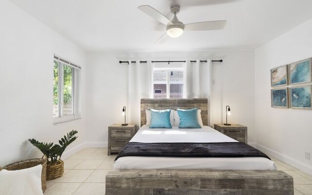 Alani Bay Premium Condos