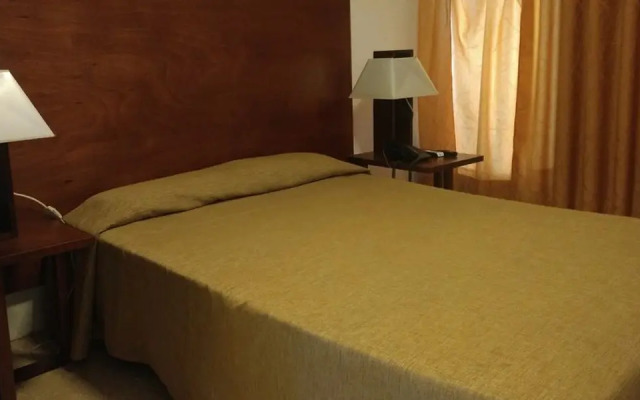 Hotel Mariposa