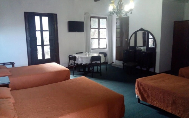 Hotel Spring