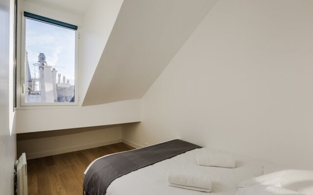 Beautiful Apartment Notre-dame de Paris
