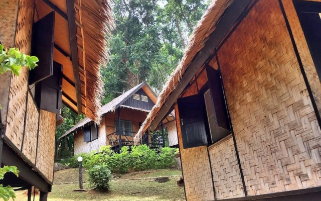 Naiya Beach Bungalow