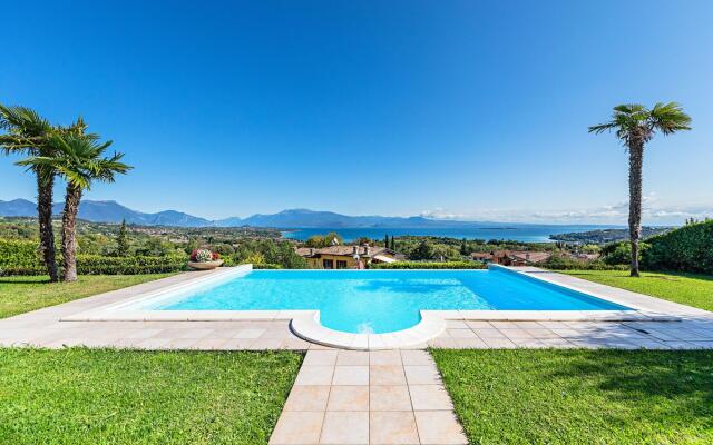 Villa Perla con Piscina by Wonderful Italy