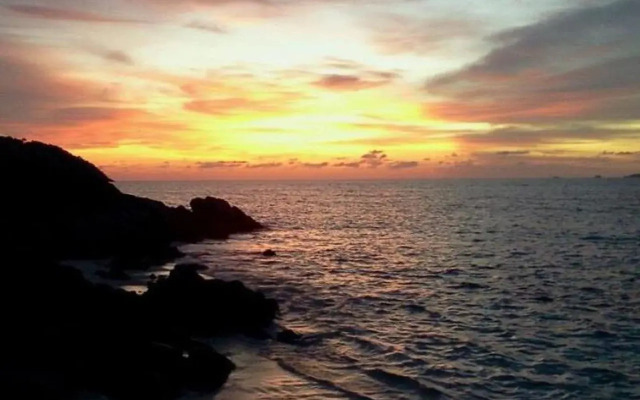 Lipe Sunset Beach Resort