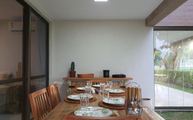 Apto térreo com TV 4k no Wai Wai Cumbuco