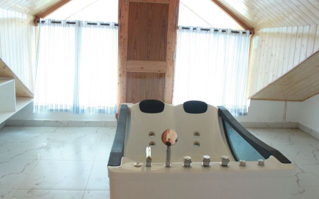 Utopia Resorts & Spa