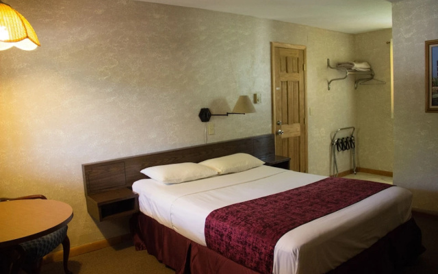 Fran Cove Motel