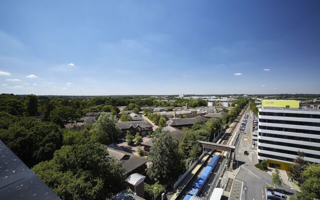 Platform Apartments by ESA
