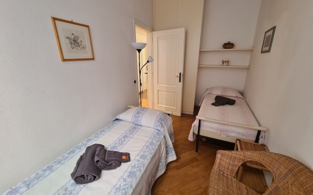 Santa in Caruggio- PortofinoVacanze