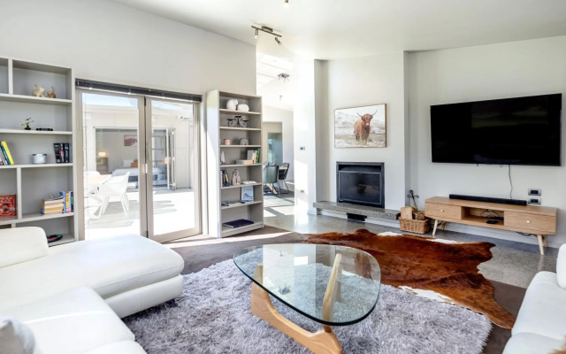 Paradise on Campbell