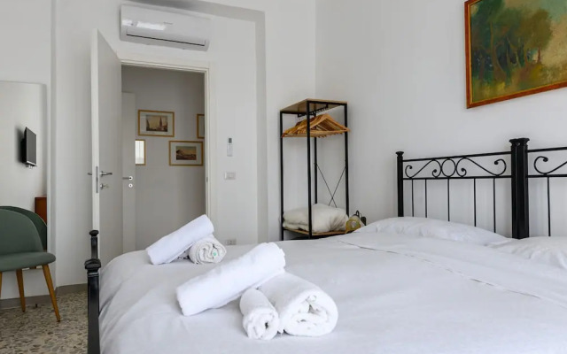 Via Coriolano 8 in Naples