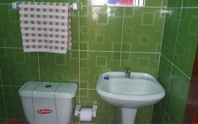 Yo-Lin Hostal