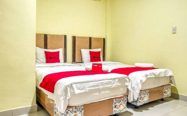 RedDoorz @ Jalan Kapten Muslim Medan