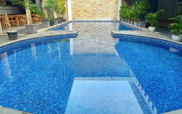 Grand Nanggroe Hotel