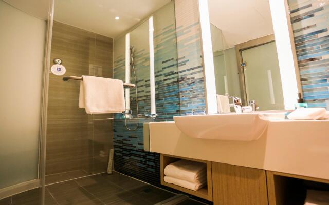 Holiday Inn Express Linyi Riverside by IHG