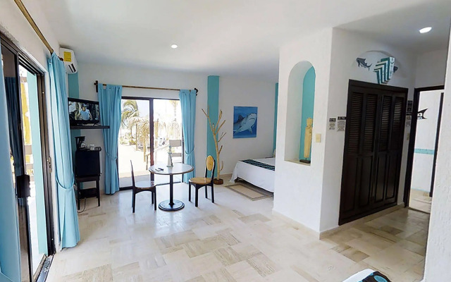 Holbox Suites