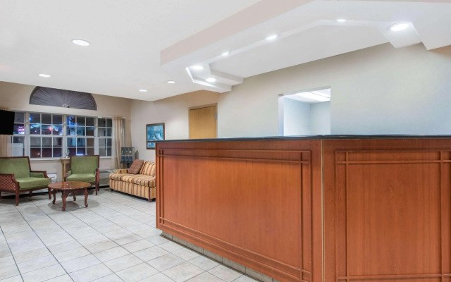 Knights Inn Allentown