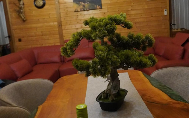 Planinski Polah House