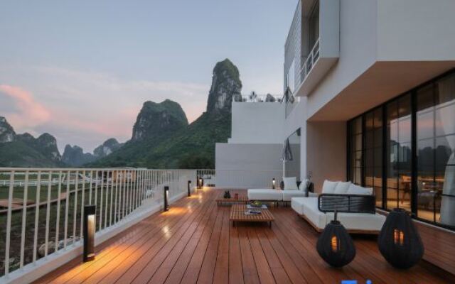 Yongshui River Store of the Thousand and One Courtyard Hopes Resort