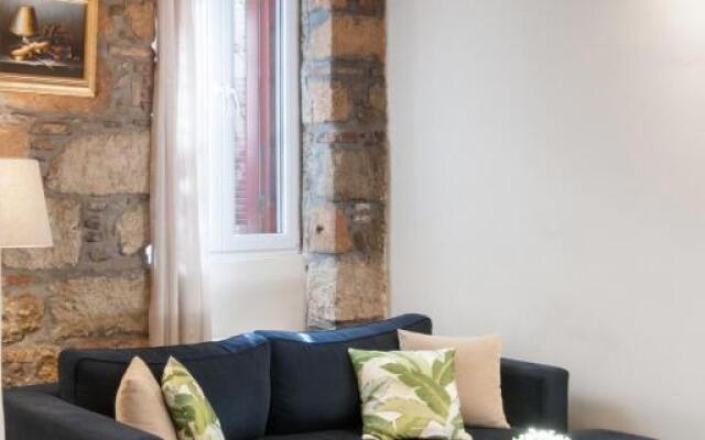 Luxurious Art Apartments