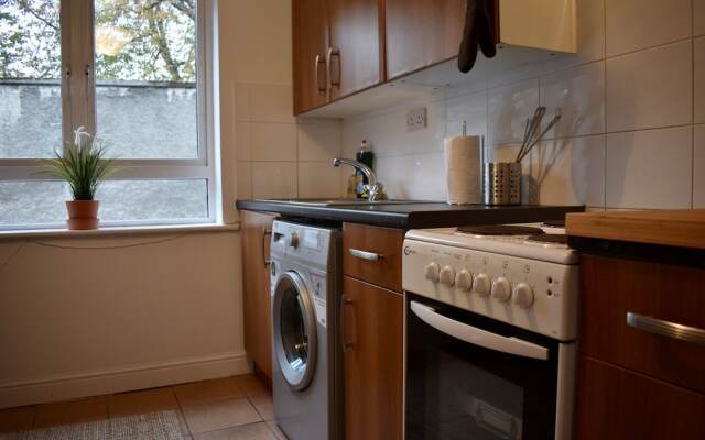 5 Bedroom Townhouse Near Dublin City Centre