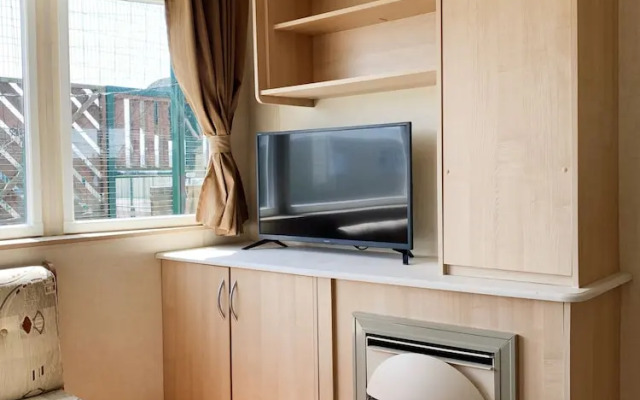 Beautiful 3-bedroom Caravan at Mersea Island