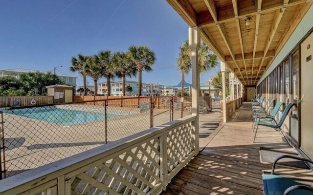 Oceaneer Motel