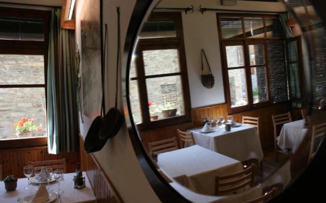 Apartaments Vall Ferrera