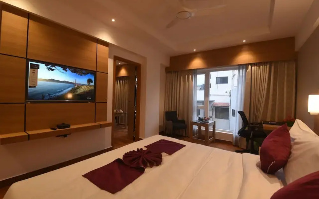 Emerald Clarks Inn Suite