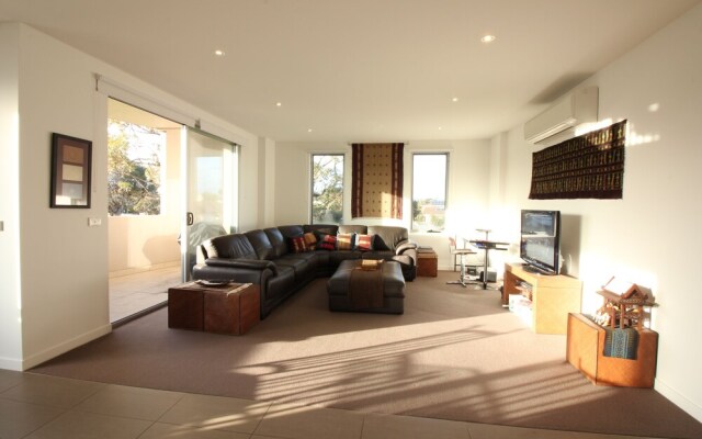 Rejuvenate San Remo - WiFi, Linen, Beach 200m, Family Friendly