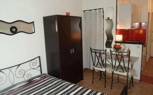 Appartement Balaruc-les-Bains, 1 pièce, 2 personnes - FR-1-503-107