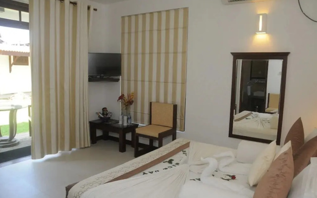 Scarlet White Resort