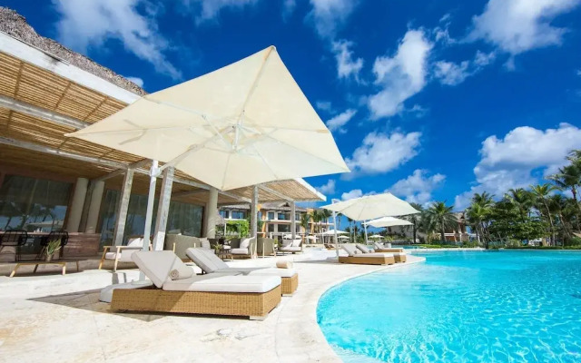 Oceanview Lux Villa - With Eden Roc Club Access