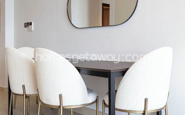 HomesGetaway- Lavish 2BR in Marina Gate1
