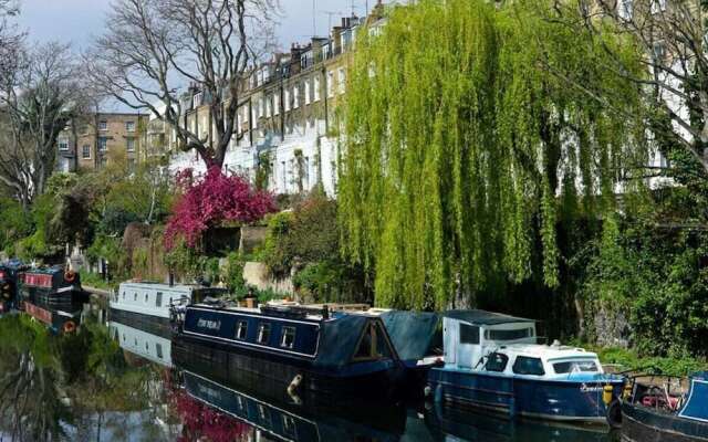 Modern 2bed Apt W/balcony in Kings Cross