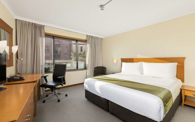 Sydney Harbour Hotel