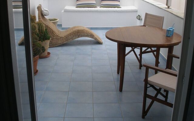 Innaxos Studios, Viewing Apollo Temple