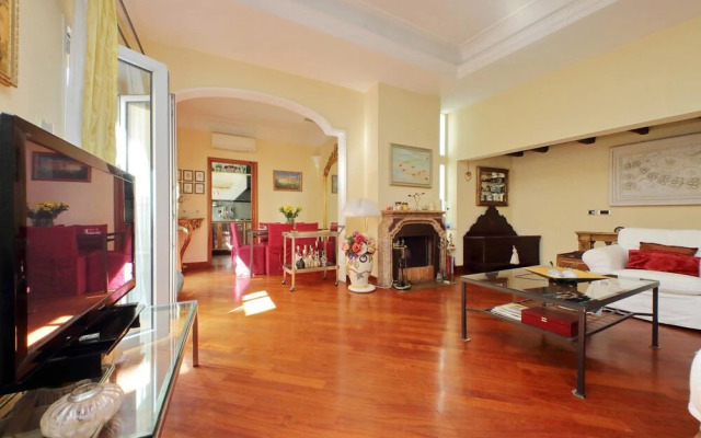 4bnb - Luxury Trevi Apartment w Terrace