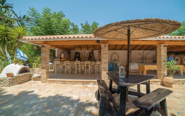 Porto Koukla Beach Hotel