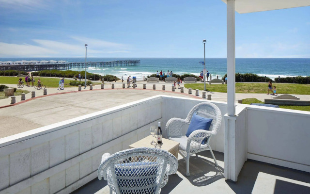 Pacific View Inn