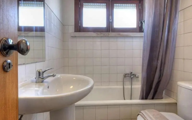 Santa Apolonia 7D - 6 Bedrooms