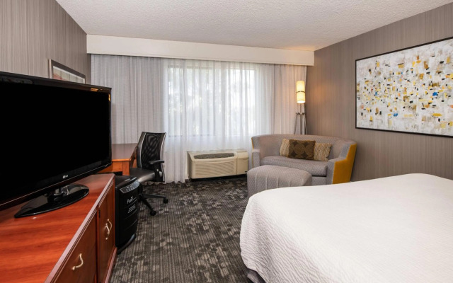 Courtyard by Marriott Newark Silicon Valley