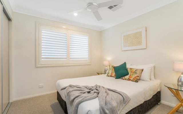 Newcastle Short Stay Apartments - Adamstown Townhouses