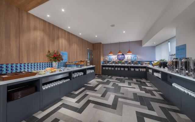Holiday Inn Express Guiyang Jinyang Avenue by IHG