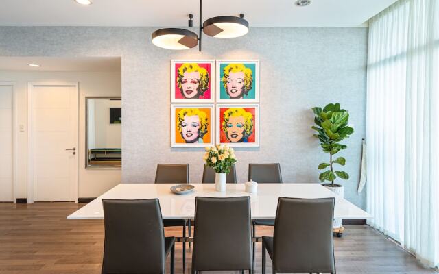 Saigon Skyline Suite in Central District 1