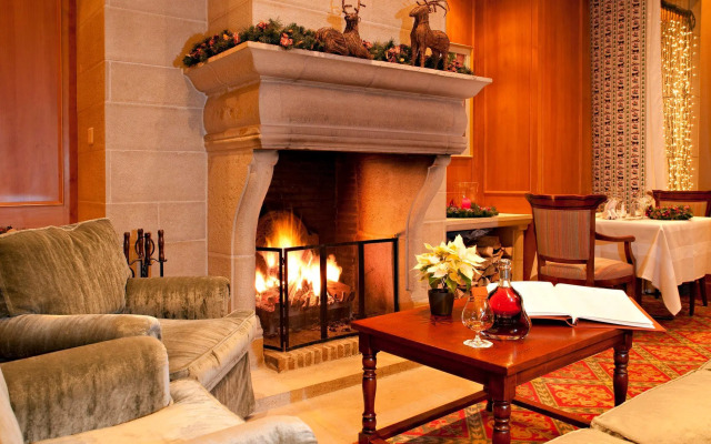 Crystal Hotel