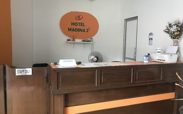 OYO 89781 Hotel Medina 2