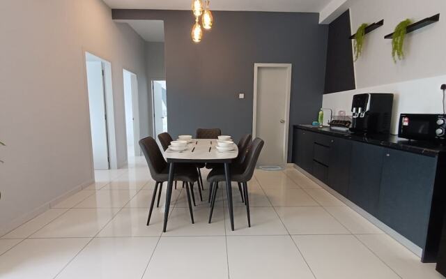 The Horizon Ipoh L15 by Grab A Stay