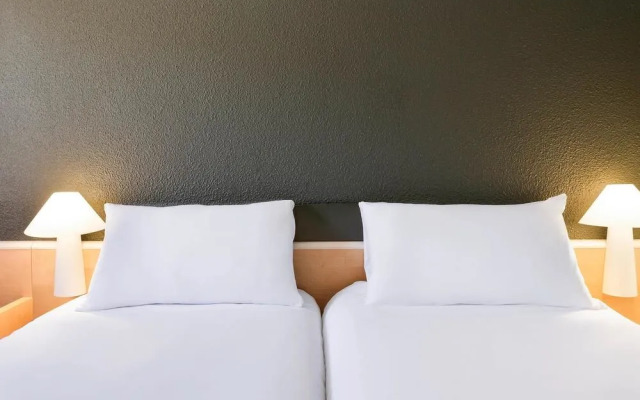 ACE Hôtel Travel Fabrègues - A9 Montpellier Sud